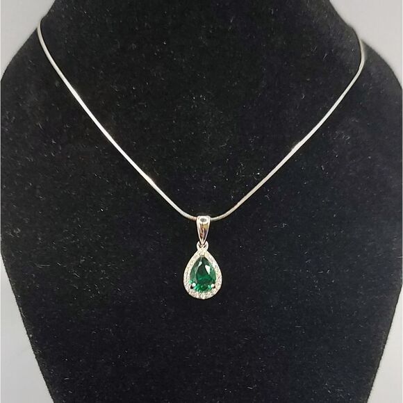 0.6 Carat Nano Russian Emerald Sterling Silver Necklace - Picture 2 of 10